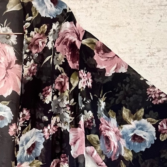 Sheer Floral Kimono Robe Sz M Made in USA Beach Cover-Up - Picture 15 of 15